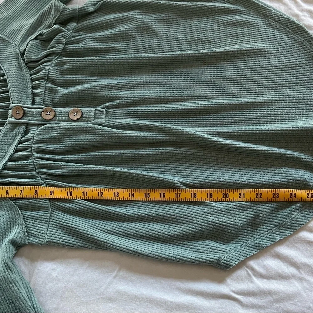 Free People We the Free Waffle Knit Henley Green Long Sleeve Size X-Small